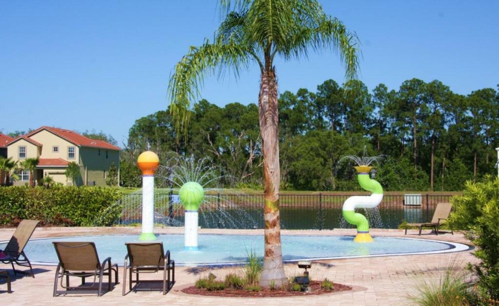 Spacious Villa Near Disney Four Corners Exteriör bild
